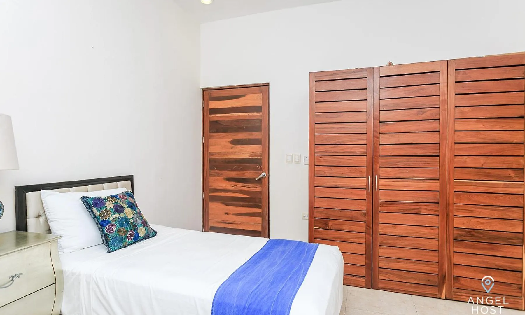 Villa With Private Pool & Large Garden In Playacar بلايا ديل كارمن 0*,  المكسيك