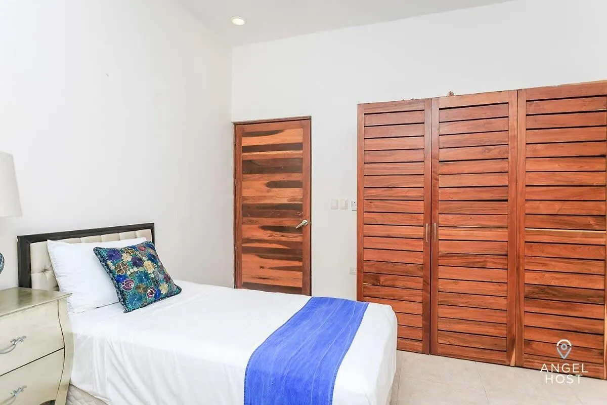 Villa With Private Pool & Large Garden In Playacar プレヤデルカーメン 0*,  メキシコ