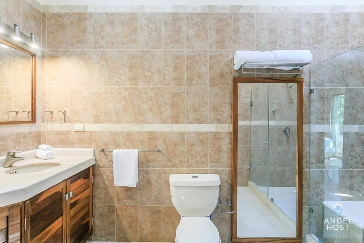 Villa With Private Pool & Large Garden In Playacar プレヤデルカーメン