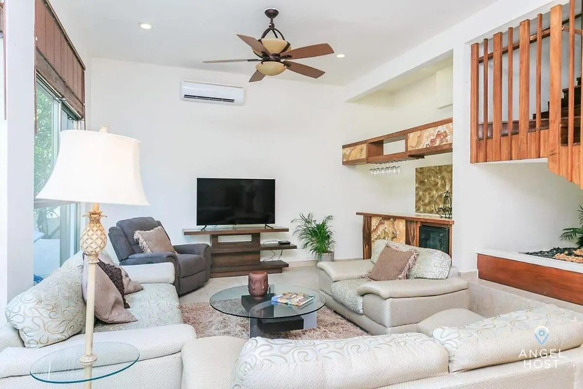 Villa With Private Pool & Large Garden In Playacar プレヤデルカーメン 0*,