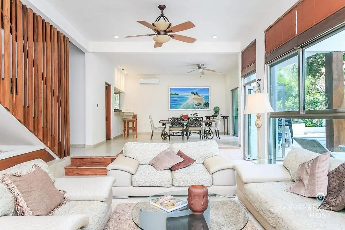 Villa With Private Pool & Large Garden In Playacar プレヤデルカーメン