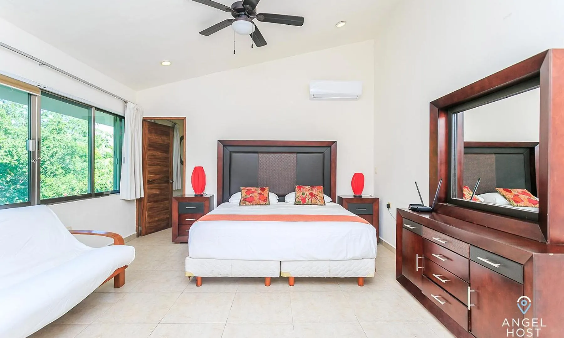 Villa With Private Pool & Large Garden In Playacar Playa del Carmen