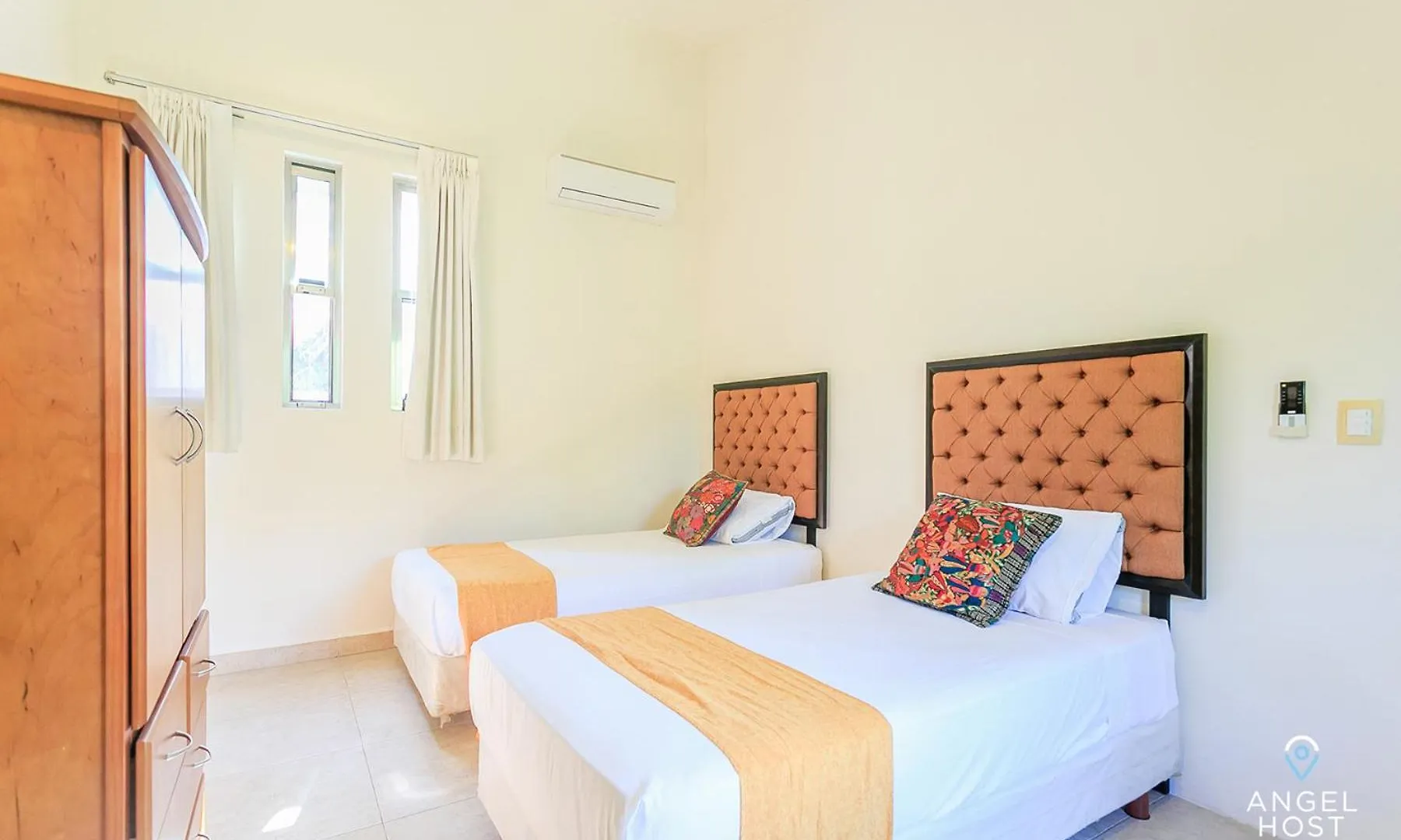 Villa With Private Pool & Large Garden In Playacar Playa del Carmen