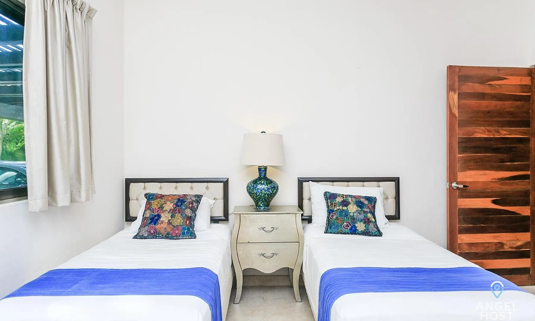 Villa With Private Pool & Large Garden In Playacar Playa del Carmen